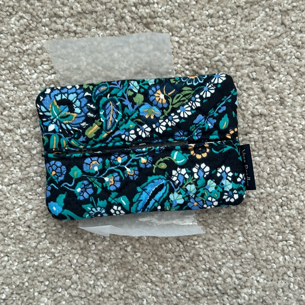 Vera bradley tissue holder